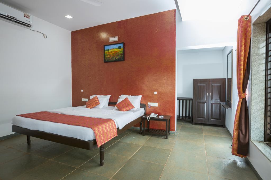 Beachfront Villas Ганпатипуле Екстериор снимка