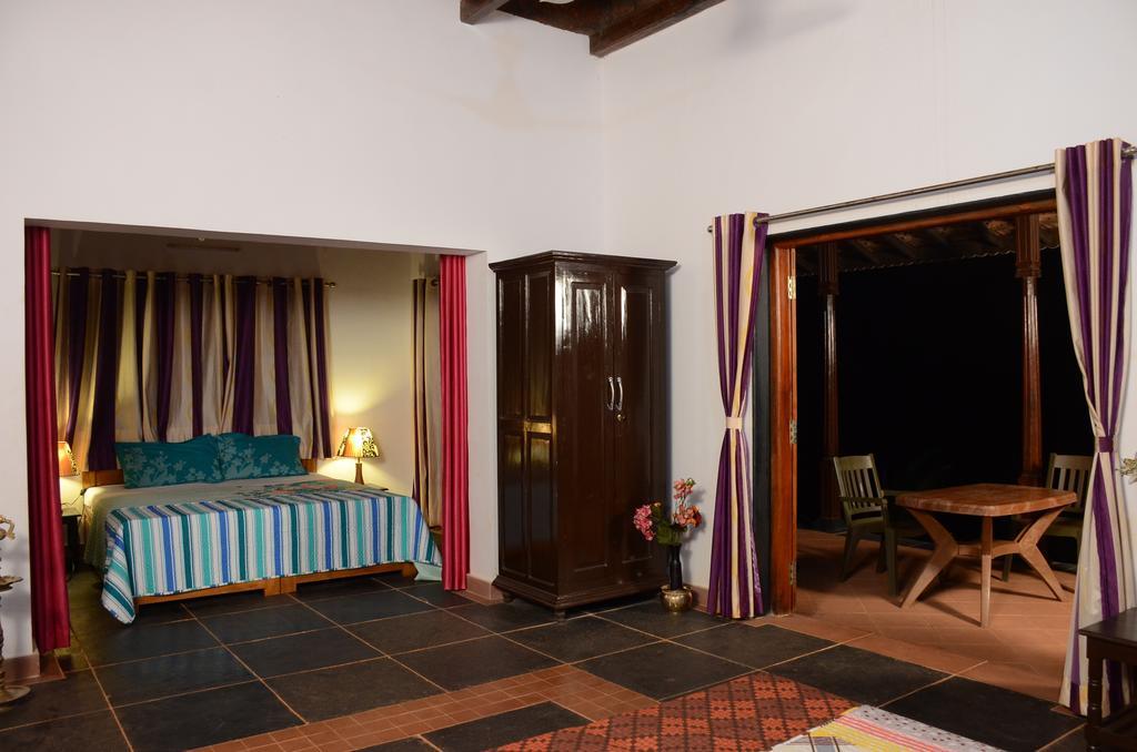 Beachfront Villas Ганпатипуле Стая снимка