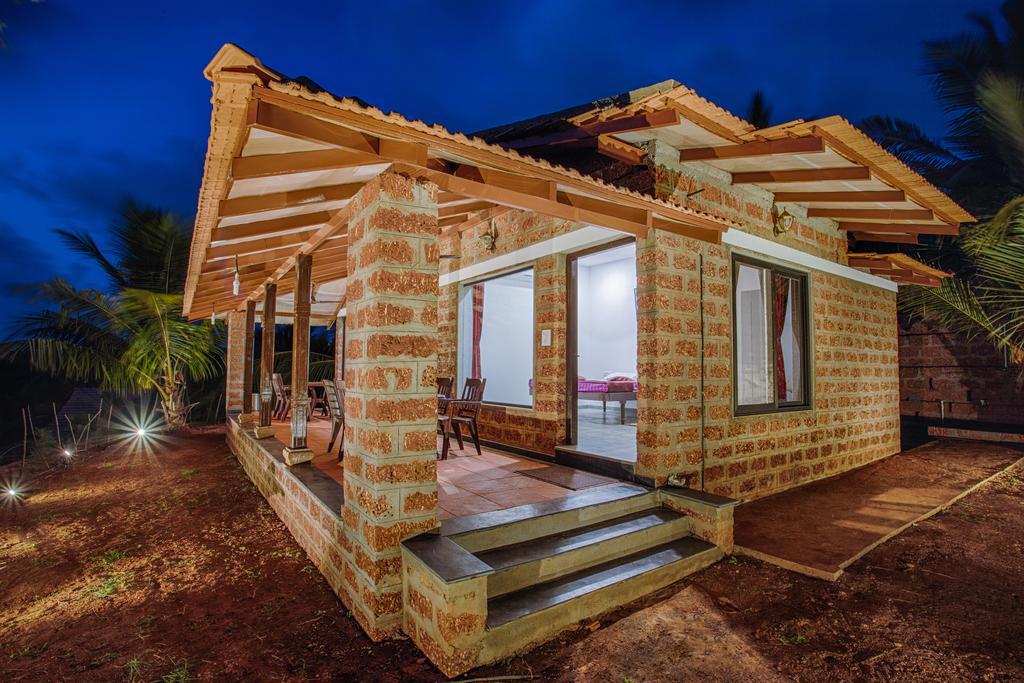 Beachfront Villas Ганпатипуле Екстериор снимка